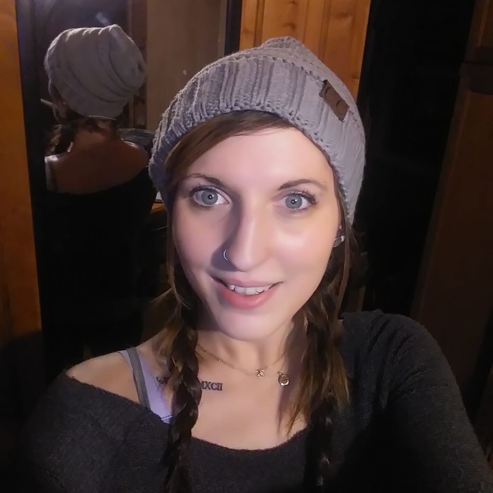 Meet your Posher, Brandi